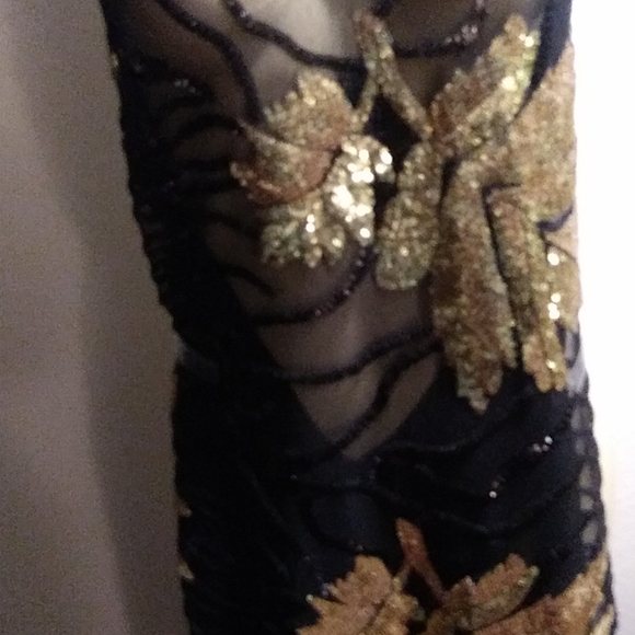 36'',28'',38''Talk about Sexy! Black & Gold Sequined Jumpsuit - Picture 3 of 15